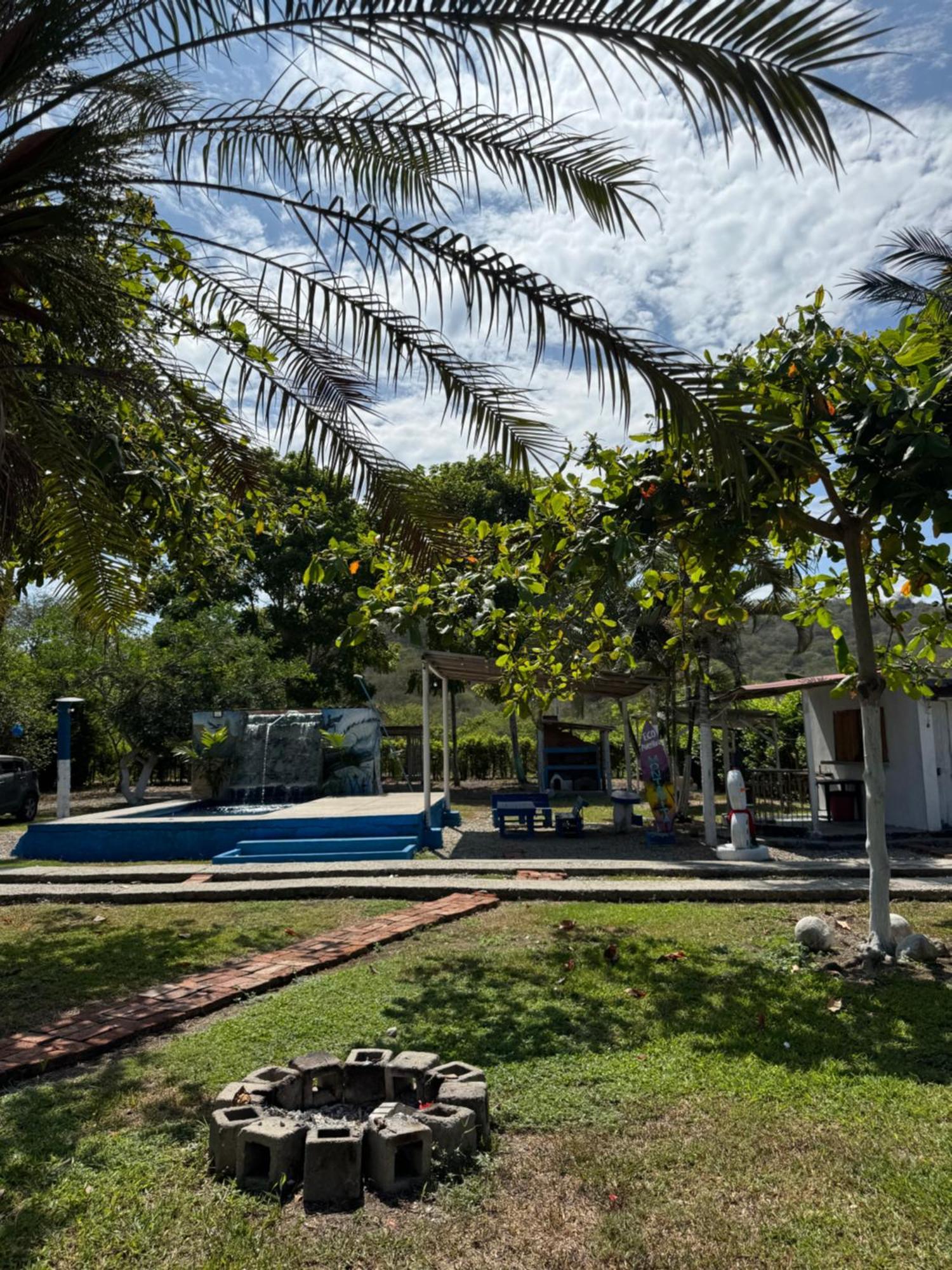 Hostal Eco-Aventura Montanita Exterior photo